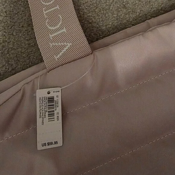 Victoria's Secret Quilted Pink Duffel Bag Overnight Gym Travel Tote - Picture 4 of 7